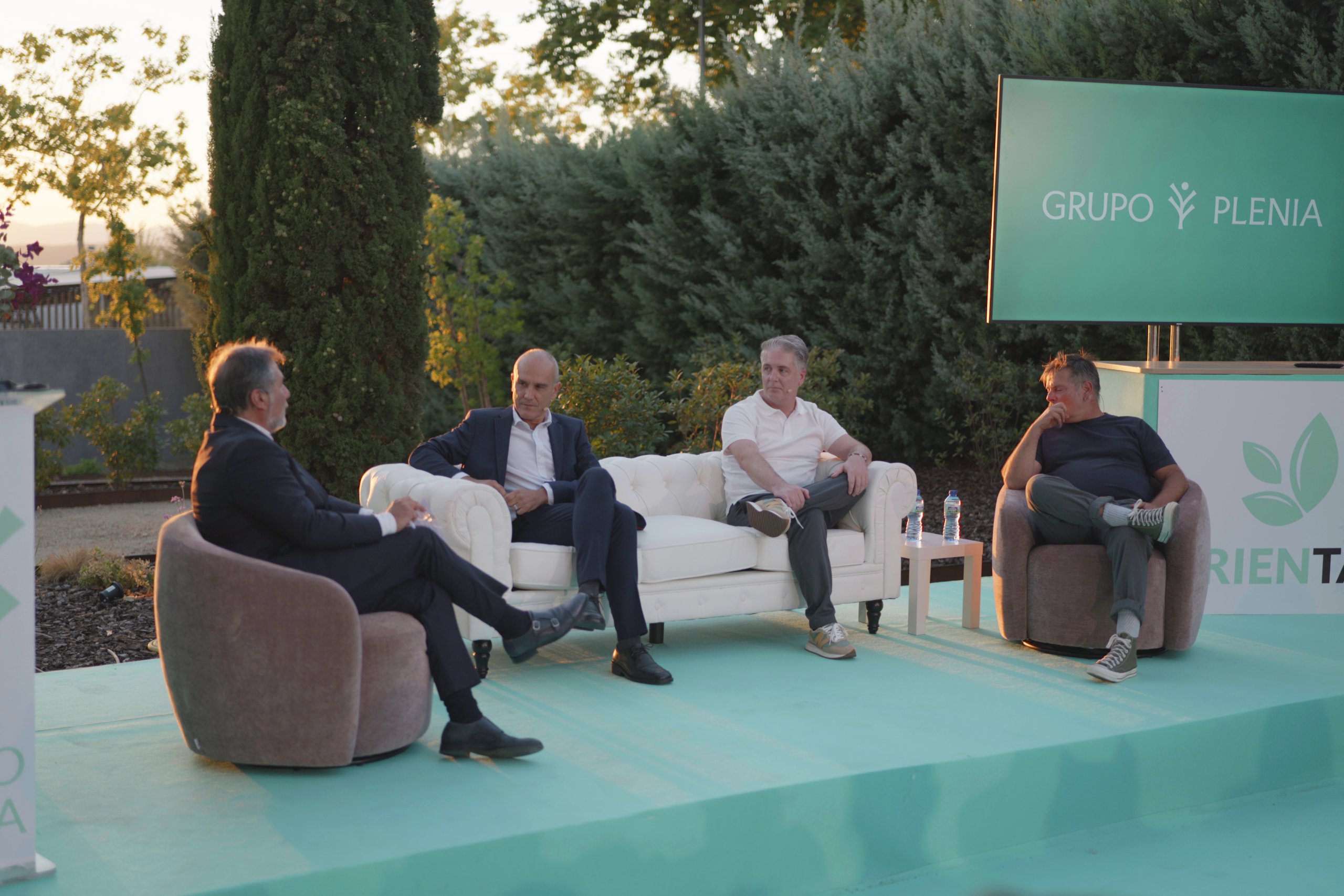 Ambiente en la inauguraci&oacute;n del nuevo centro Orientak