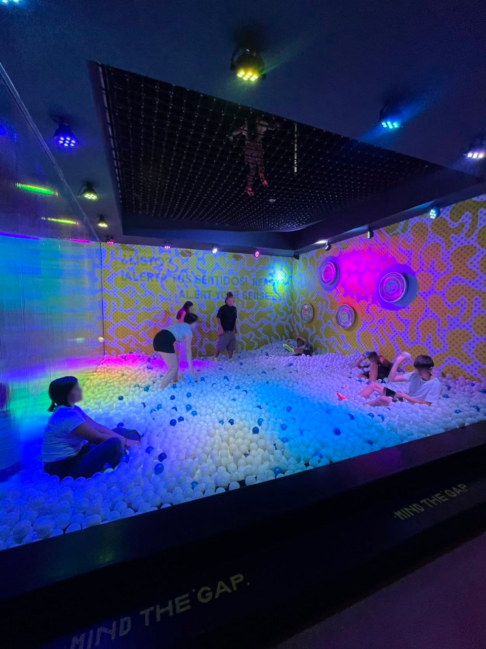 Experiencia sensorial interactiva en el Museo de los Sentidos